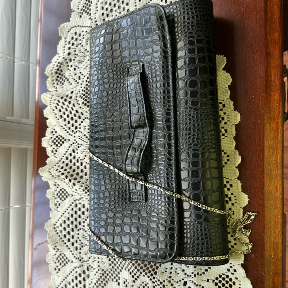 Black mad Design purse in perfect condition